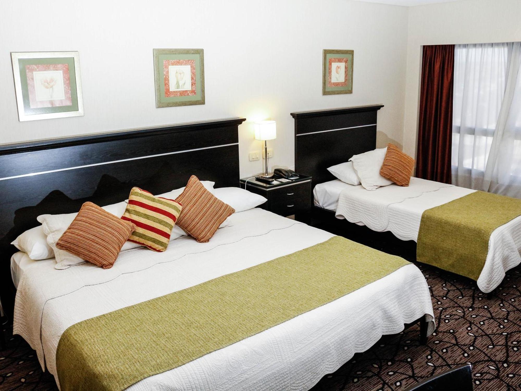 Condado Hotel Casino โกยา ภายนอก รูปภาพ